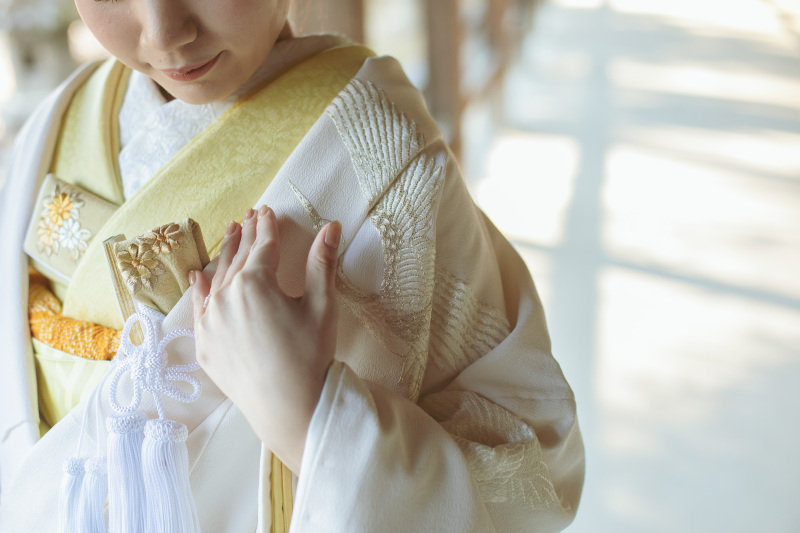 色掛下で柔らかい色どりをプラス