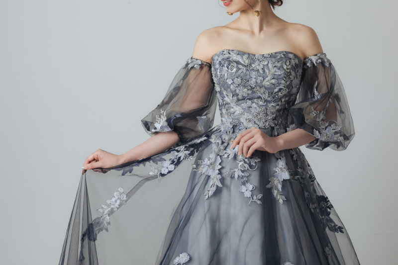 あなたに似合うドレスをご提案します