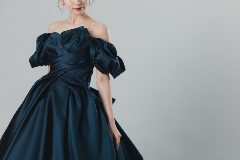 フォトスタジオRADIANCE 岡山本店_カラードレスが豊富