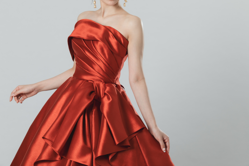 フォトスタジオRADIANCE 岡山本店_カラードレスが豊富