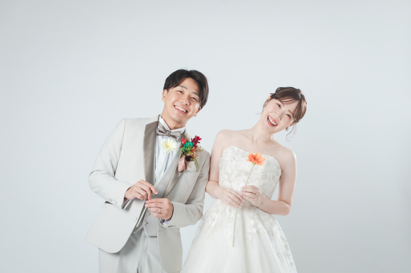 フォトスタジオRADIANCE 岡山本店_ウエディングドレスが豊富