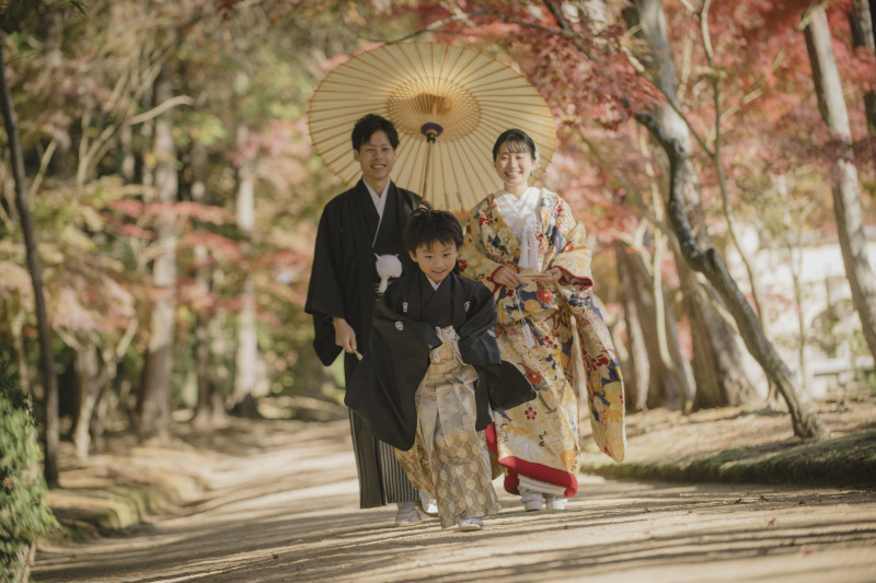 【最大5万円OFF|紅葉シーズンプラン】紅葉ロケーション撮影+12月・1月・2月にスタジオまたはロケーション