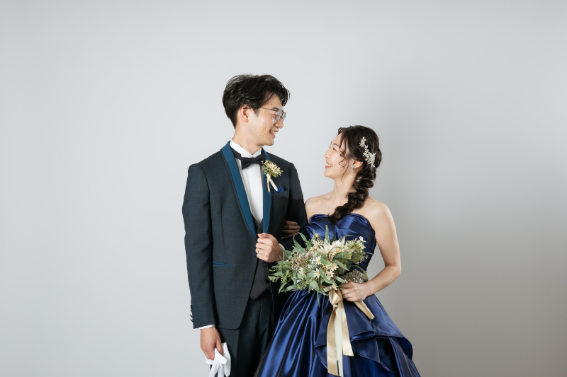 【格安プラン｜ドレス1着｜10カット】スタジオ平日撮影限定！