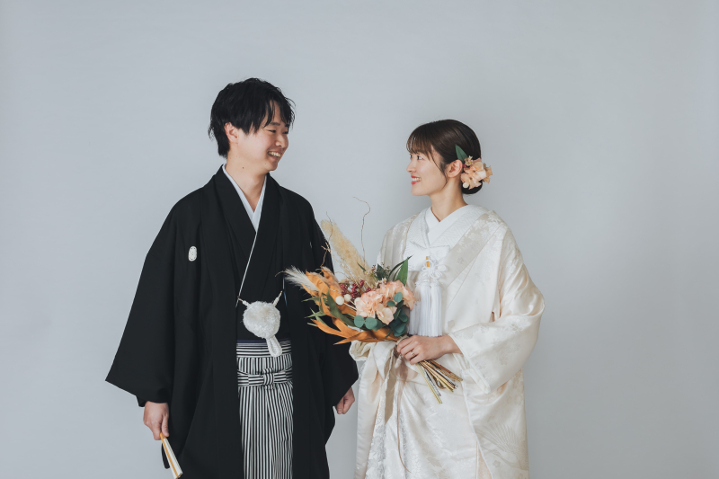 【12月中旬~2月撮影限定|和装2点目基本料無料プラン】あたたかいスタジオで和装2着