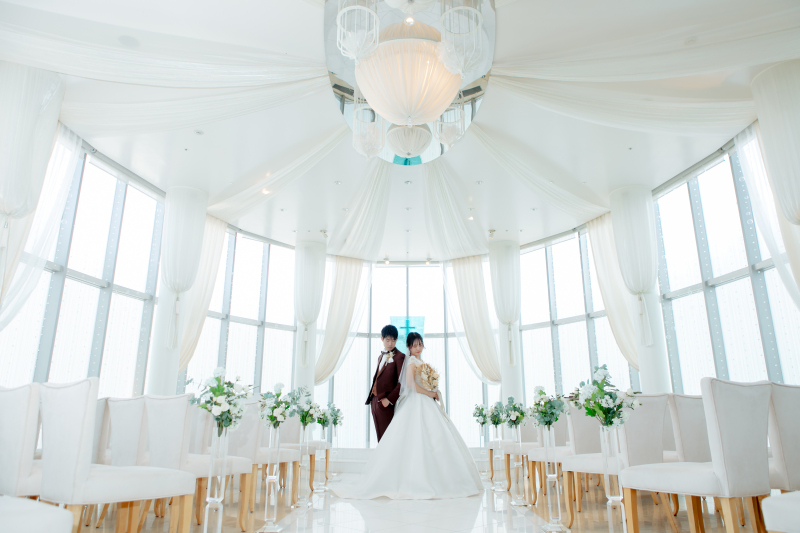 【10月イベント】¥236,500⇒148,500【12月中の撮影限定|本物のチャペルで撮影できるドレス2点・約200枚データ】