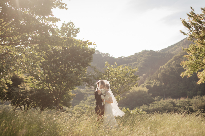 【撮影データ約100枚】洋装1点ロケーションプラン|衣装・ヘアメイク・撮影データ