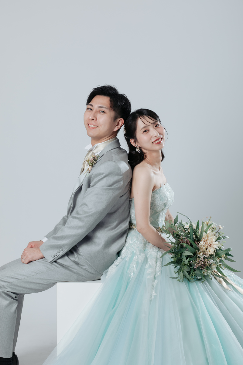 【格安プラン｜ドレス1着｜10カット】スタジオ平日撮影限定！