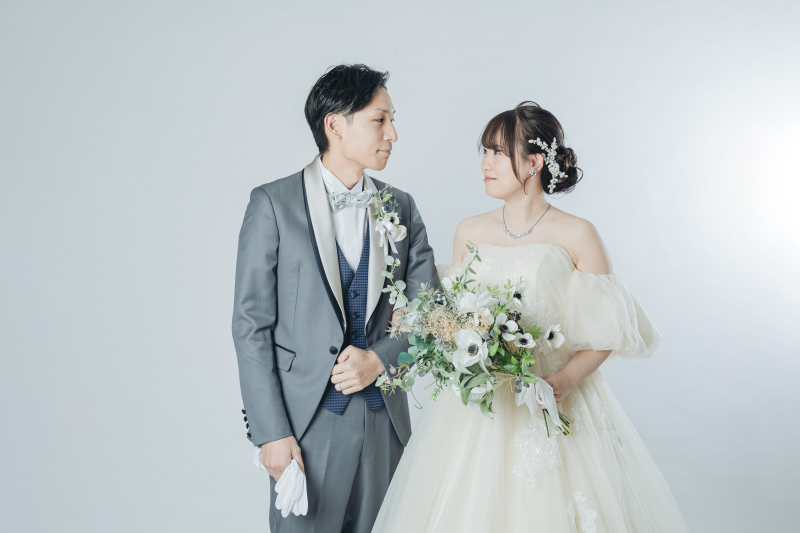 【12月中旬~2月撮影限定|洋装2点目基本料無料プラン】あたたかいスタジオで洋装2着