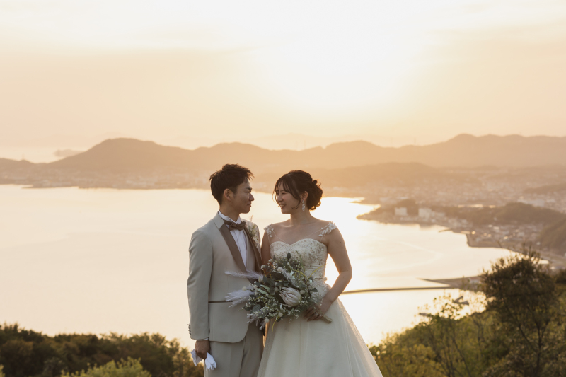 【撮影データ約200枚】洋装2点ロケーションプラン|衣装・ヘアメイク・撮影データ