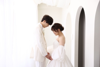 1dayフォトプランで洋装3着ご撮影のおふたり