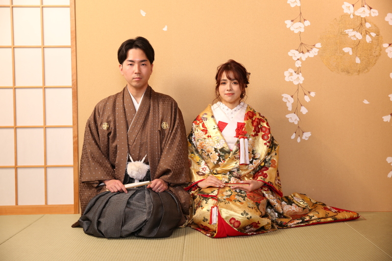 和装ならではの座りポーズ