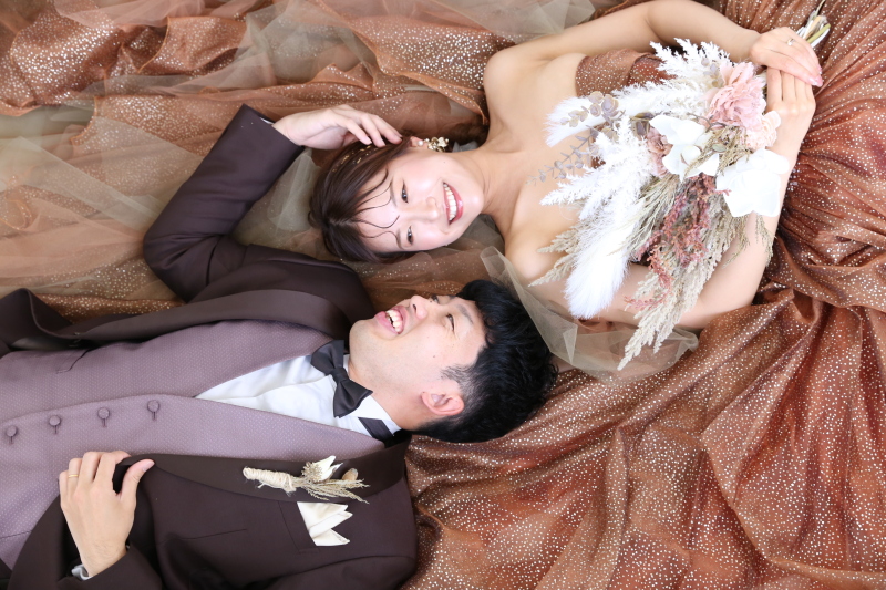 ドレスを背景に使用した1枚