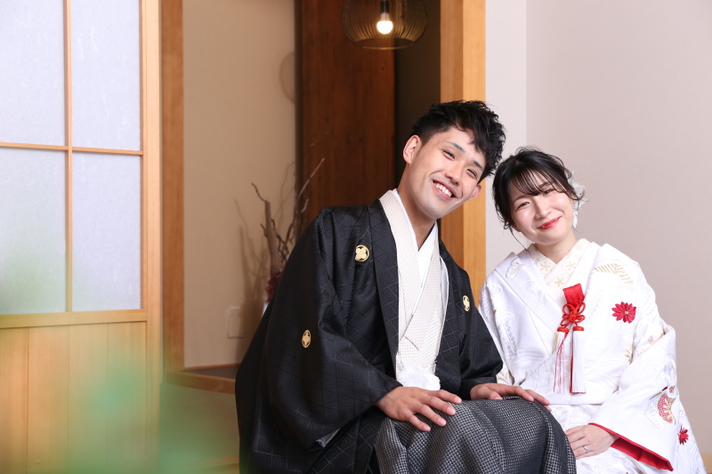 縁側でのほほえみショット