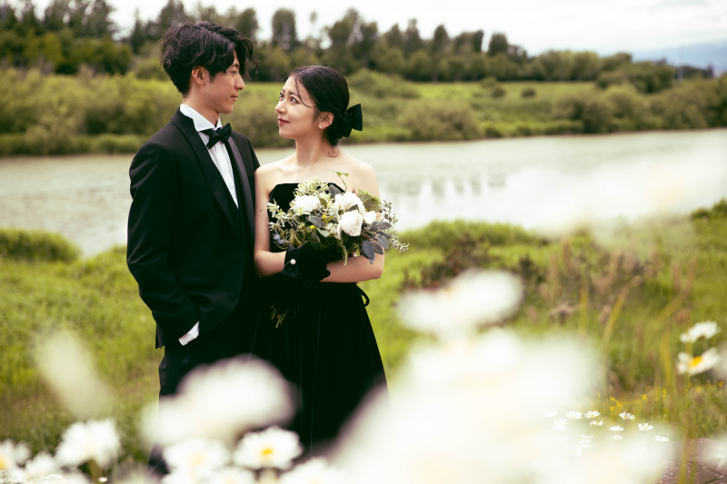 2025年トレンド!ブラックドレス