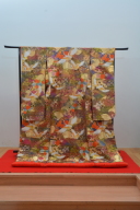 色打掛14　紫色波に鶴