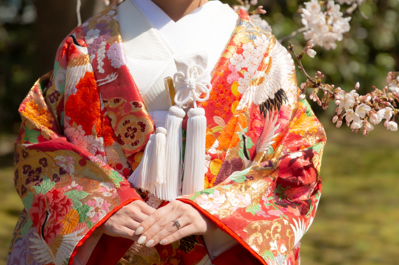 貸衣裳店ならではの伝統的な色打掛を♪