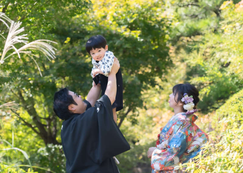 お子様と一緒に和装庭園ロケ!
