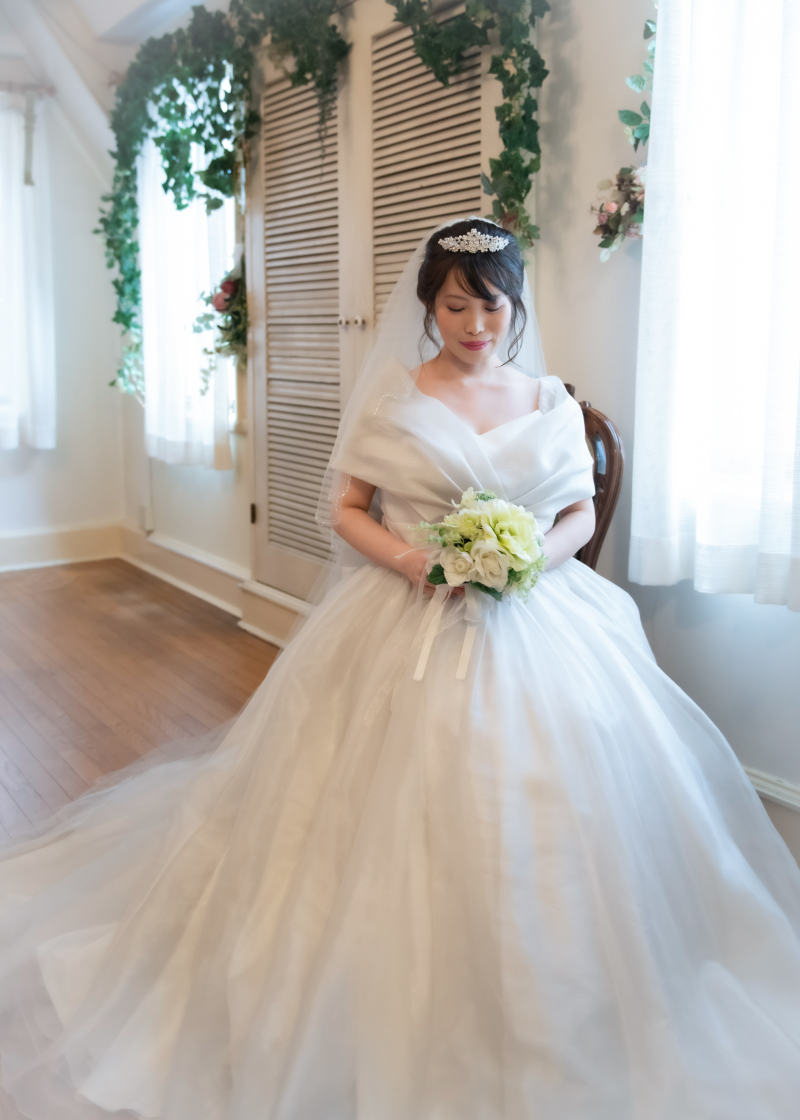 新婦さまの洋装ソロショット♪