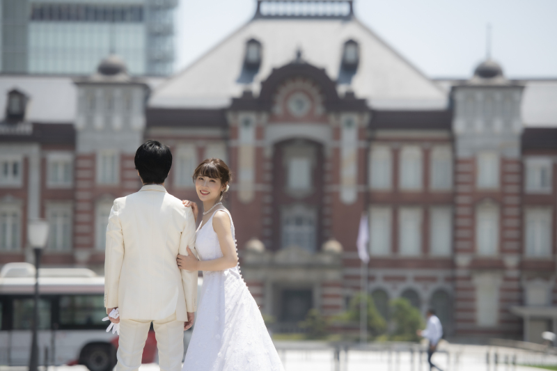 最後も赤レンガ駅舎前で