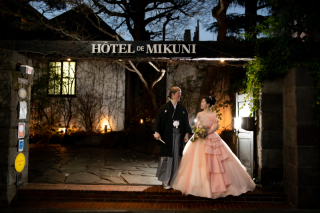 和と洋のコラボレーション！都内の有名レストランでフォトウェディング