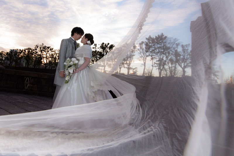 洋装は東京丸の内で撮影スタート!