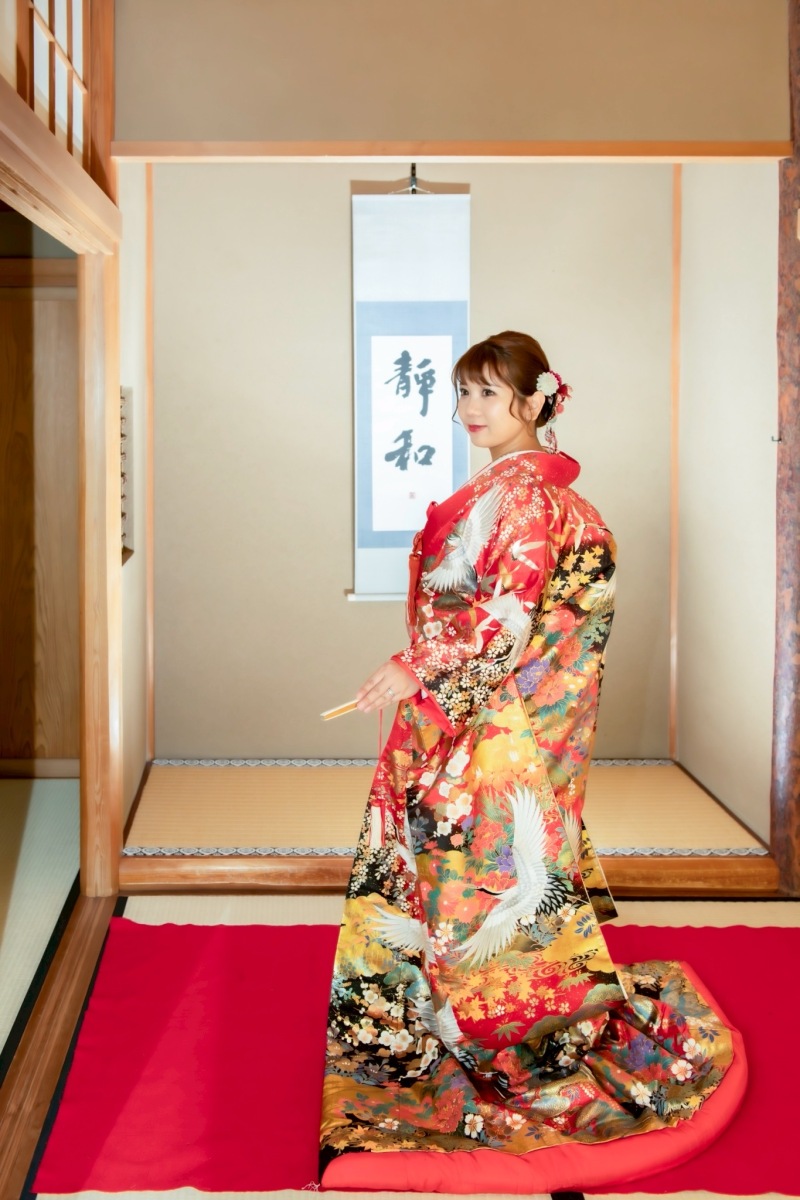 趣ある和室でのソロショット