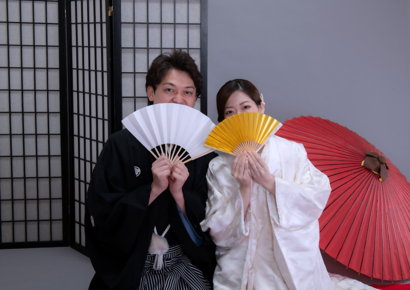 お顔隠しポーズ♪