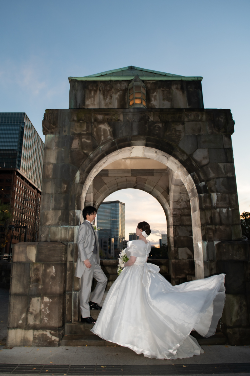 ドレスをふわり!