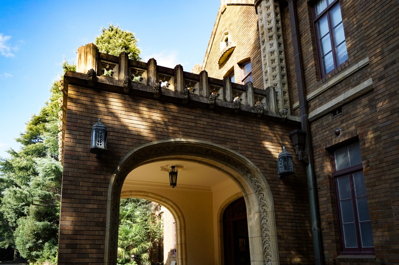 【歴史を刻む邸宅★洋装フォトウエディング】衣装UP料金なし！美肌、歯の美白など嬉しい加工付き♪！