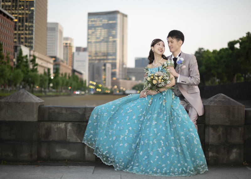 2月末迄の平日撮影【ドレス2着★夕暮れ和田倉門と東京駅ナイトフォト】衣装UP料金なし!美肌や人物削除など嬉しい加工付き♪