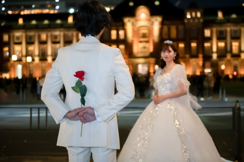 月5組限定!人気のスポット2箇所撮影【東京駅前+和田倉門★ナイトフォト】リフレクション加工サービス!美肌など嬉しい加工付き♪