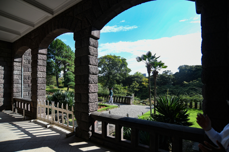 【歴史を刻む邸宅★洋装フォトウエディング】衣装UP料金なし！美肌、歯の美白など嬉しい加工付き♪！