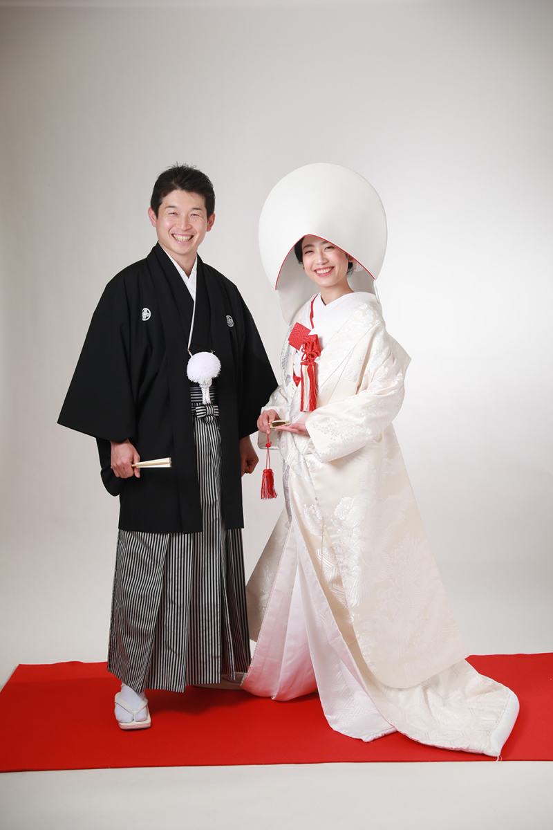 伝統的な日本のご結婚衣装
