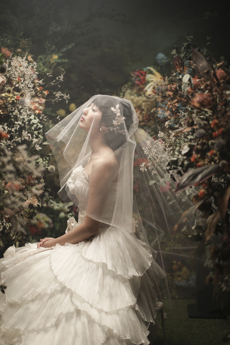 ヴェールをかぶって。