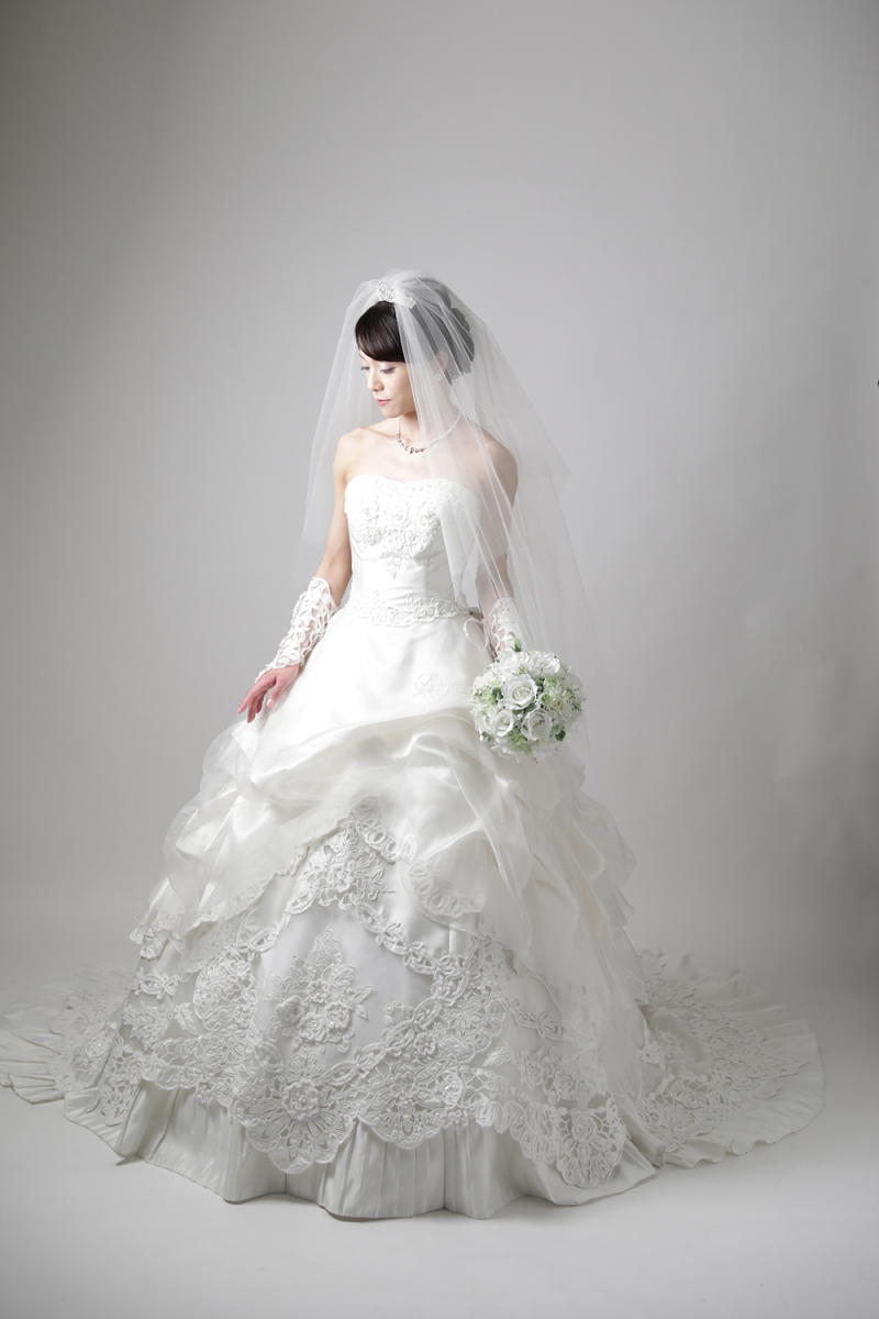 ドレスはすべての女性のために