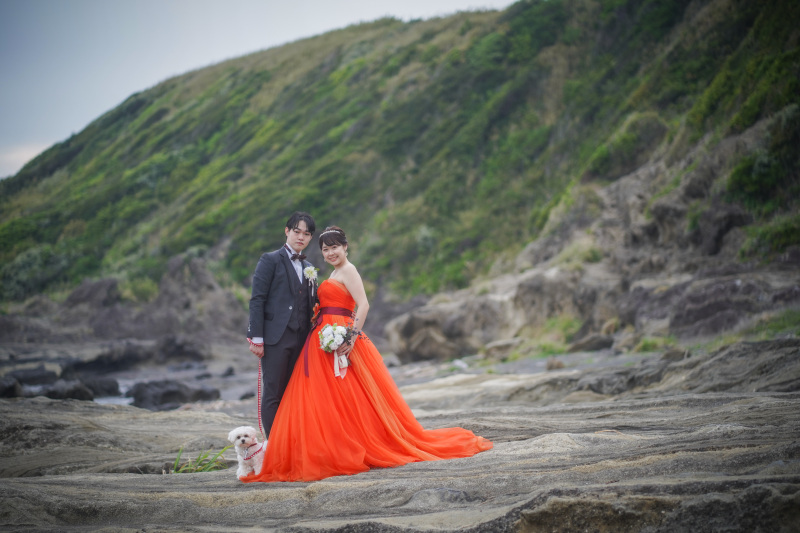 ふたりと愛犬の幸せな瞬間を、自然の中で。