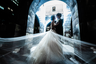 東京駅で洋装ロケーションフォト