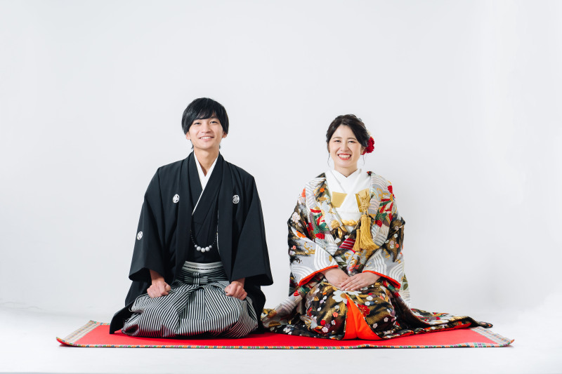 アンシャンテ東京_色打掛・着物が豊富