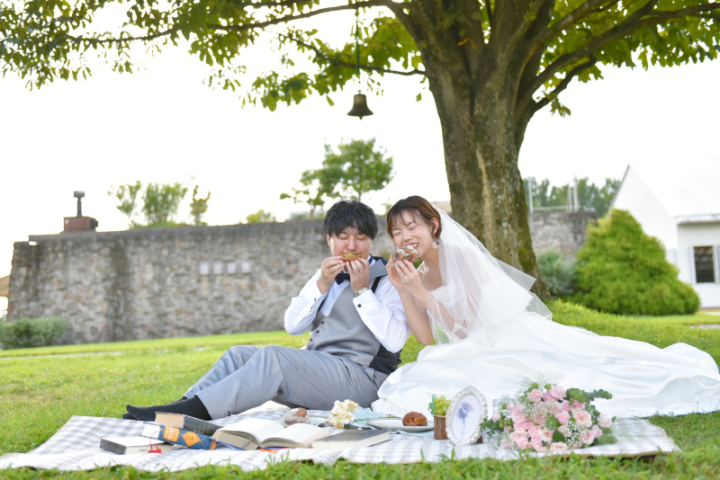 7月末まで!新緑ロケーション☆【洋装・昼・公園芝生ロケ】220,000円→137,500円