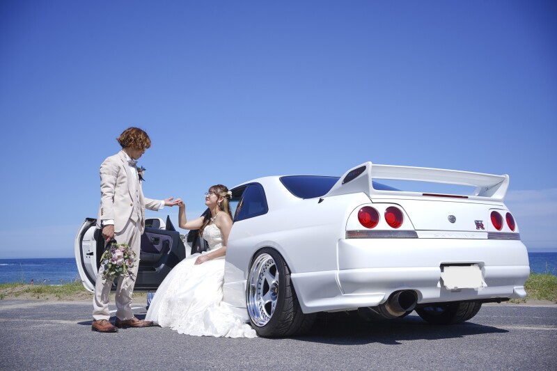 【車・バイク好きな方必見】ロケーション撮影｜基本料金30％OFF★衣装ランクアップ込・データ100カット付きパッケージプラン