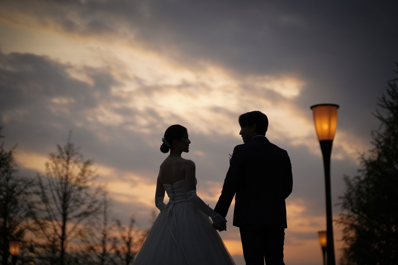 【洋装2着+和装1着プラン】ドレス・和装スタジオ2着セットプラン+ドレスで東京駅撮影◆ヘアメイク2点・全データ・移動費込