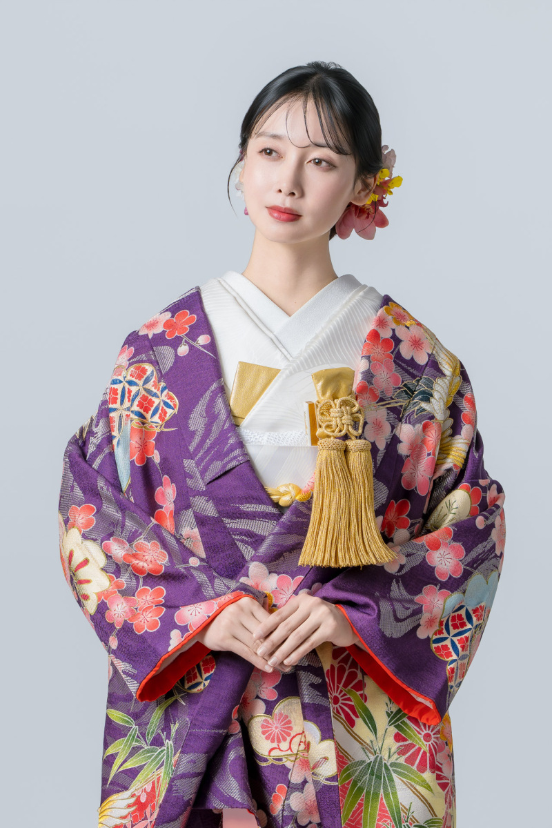 枝垂梅に鶴