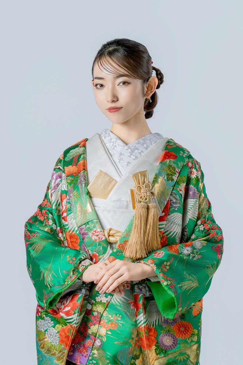 祝彩に翔ぶ鶴
