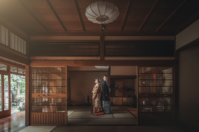 窓際で自然を活かして