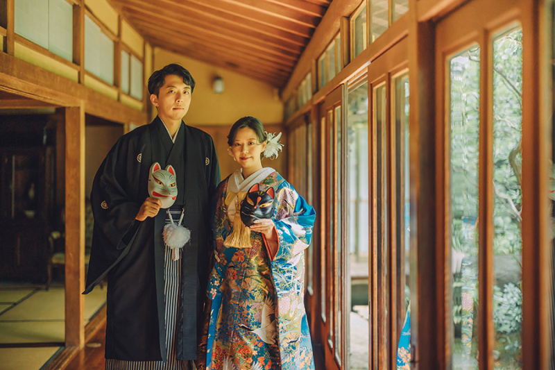 窓際で自然光を活かして