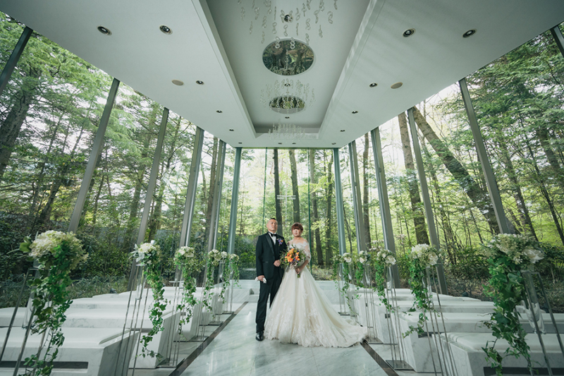 窓際で自然を活かして