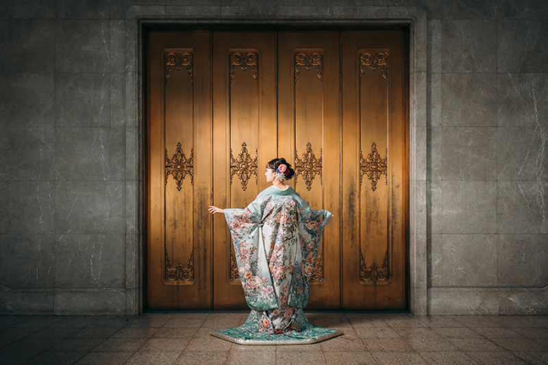 和装の後ろ姿ショット