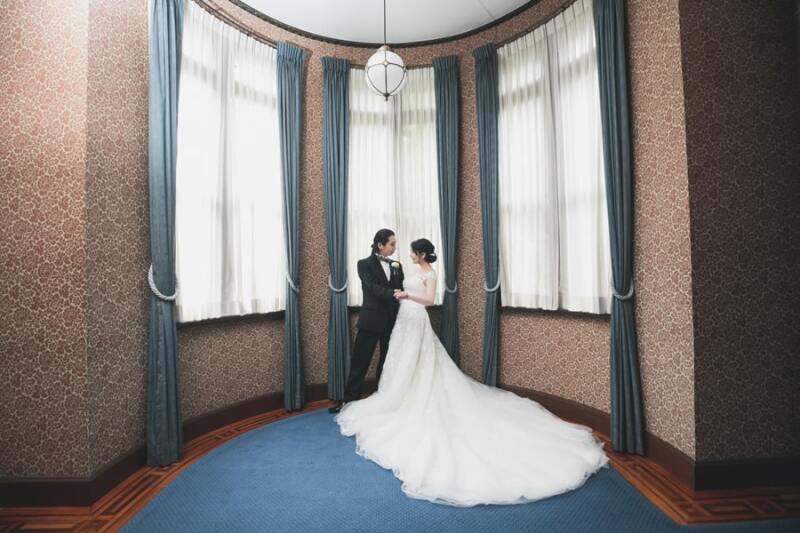 11:50 ブルーの絨毯が印象的