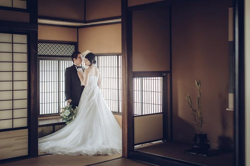 寄り添いポーズ