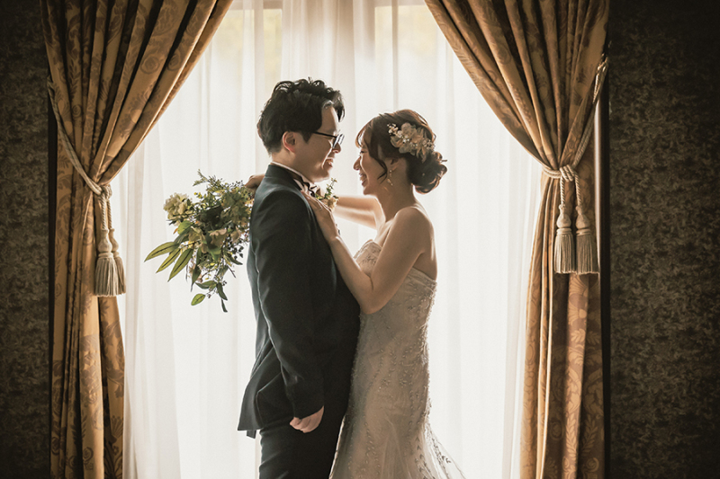 窓際で自然を活かして